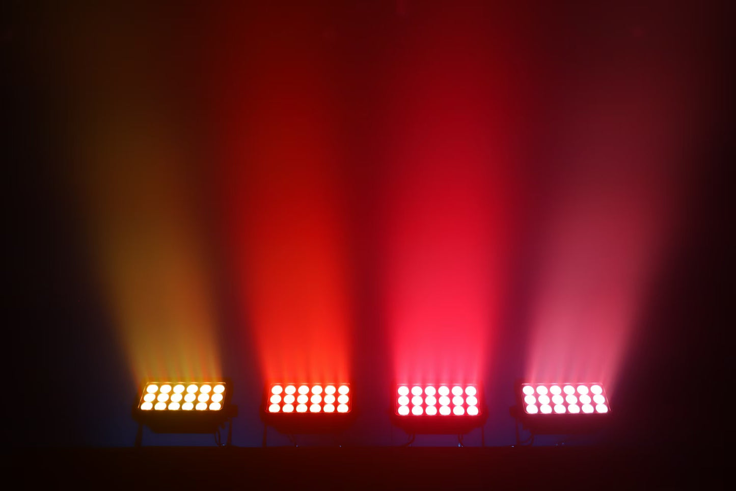 4-in-1 Waterproof Flood Light GF-1820W