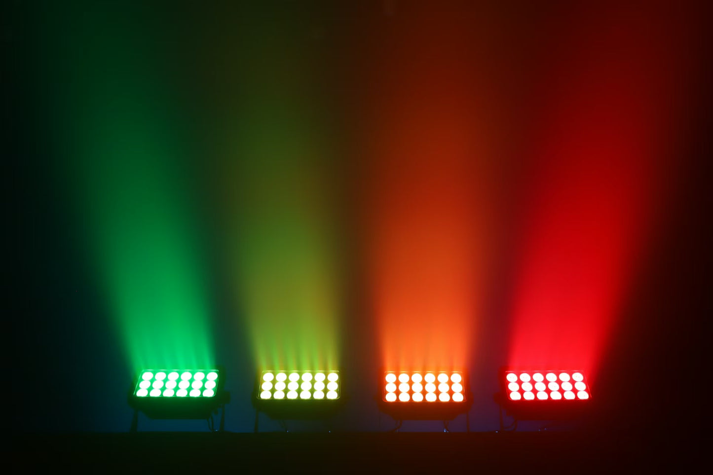 4-in-1 Waterproof Flood Light GF-1820W